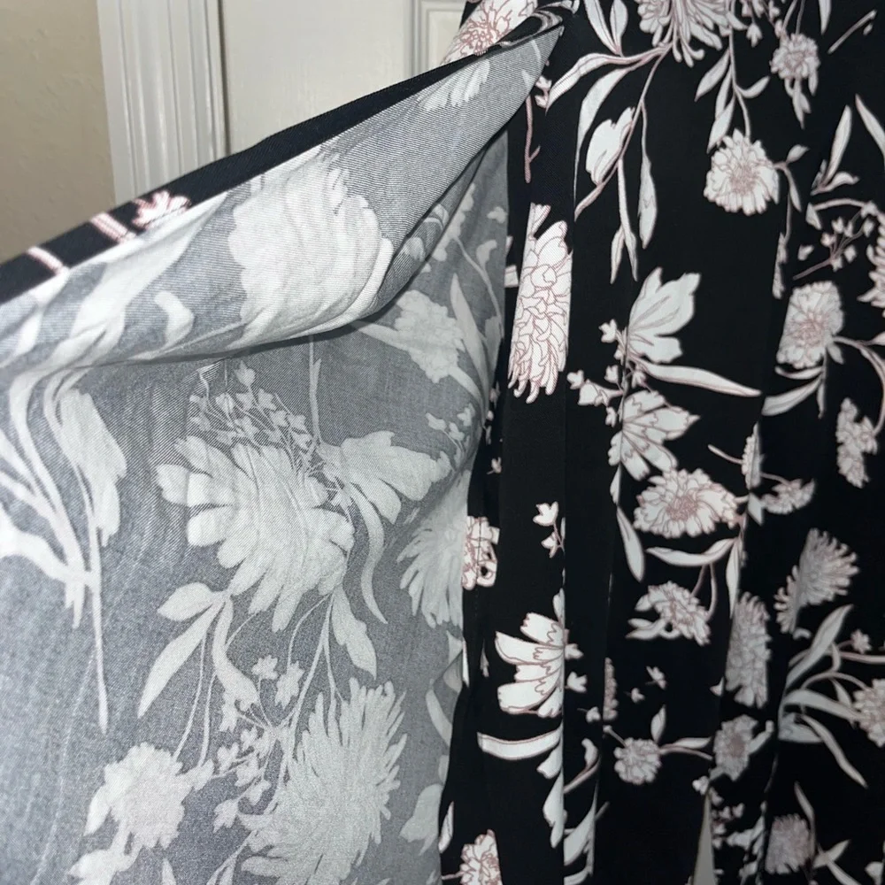 Maurice’s Floral Gaucho Flyaway Pants Sz XXL - Picture 9 of 12